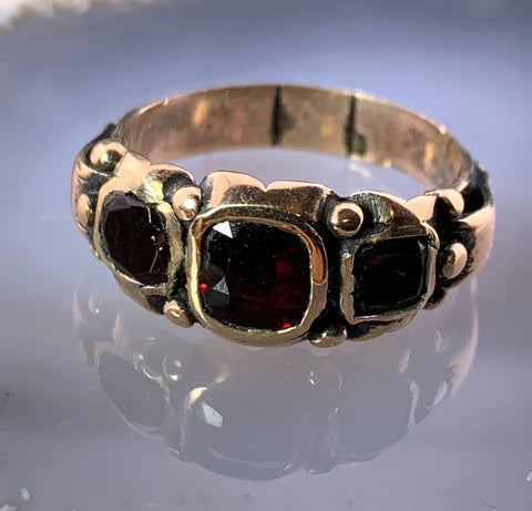 Antique Georgian 12K & Garnet Ring