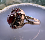 Estate 10K & Garnet Ring