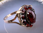 Estate 10K & Garnet Ring