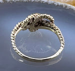 Antique 14K Love Knot Ring