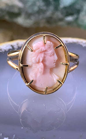 18K, 14K & Carved Conch Cameo Conversion Ring