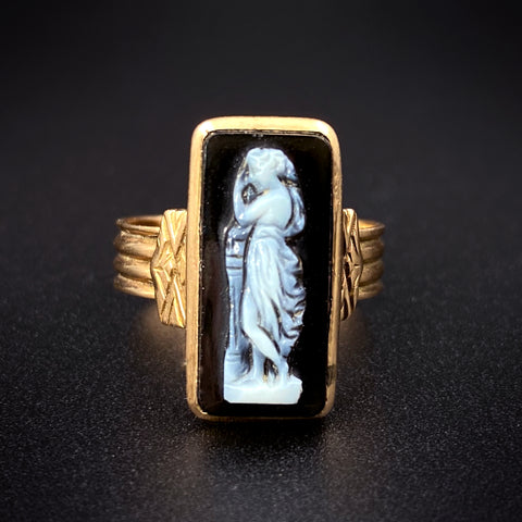 Antique 14K Hardstone Agate Bas-Relief Cameo Ring